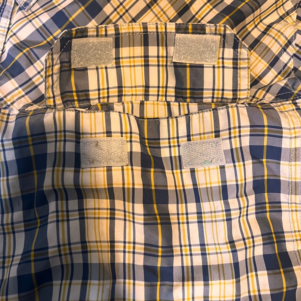 Duluth Trading Co. Plaid Button Up Shirt Hidden Pockets Vented Back 2XL - Picture 4 of 9